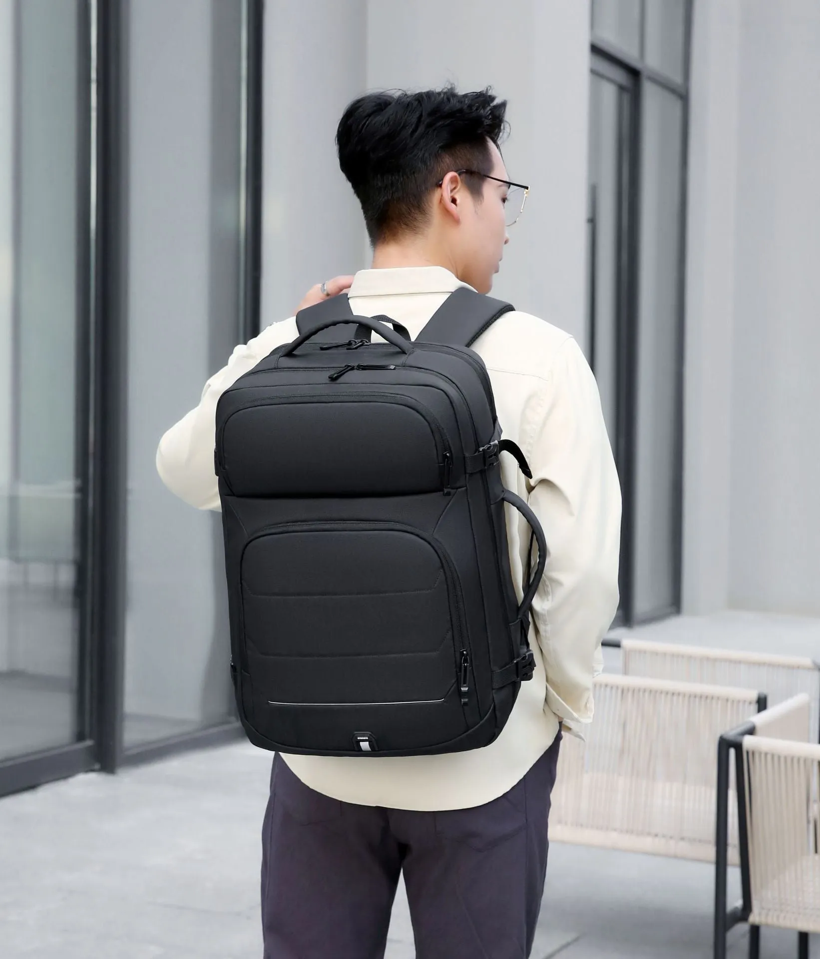 Men's Large Capacity Expansion Reflective Business Commute Backpacks